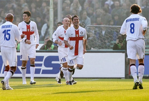 日职联前瞻：新潟天鹅提前降级，柏太阳神仍在为争冠努力（J联赛前瞻：新潟天鹅已提前降级，柏太阳神仍为冠军而战）