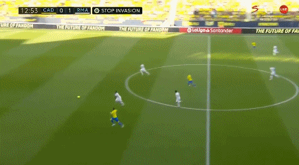 斯帕莱蒂：丢球前踢得像教科书一样死板；伊尔迪兹在顶级之上（斯帕莱蒂：失球前我们踢得过于教条；伊尔迪兹已超越顶级）