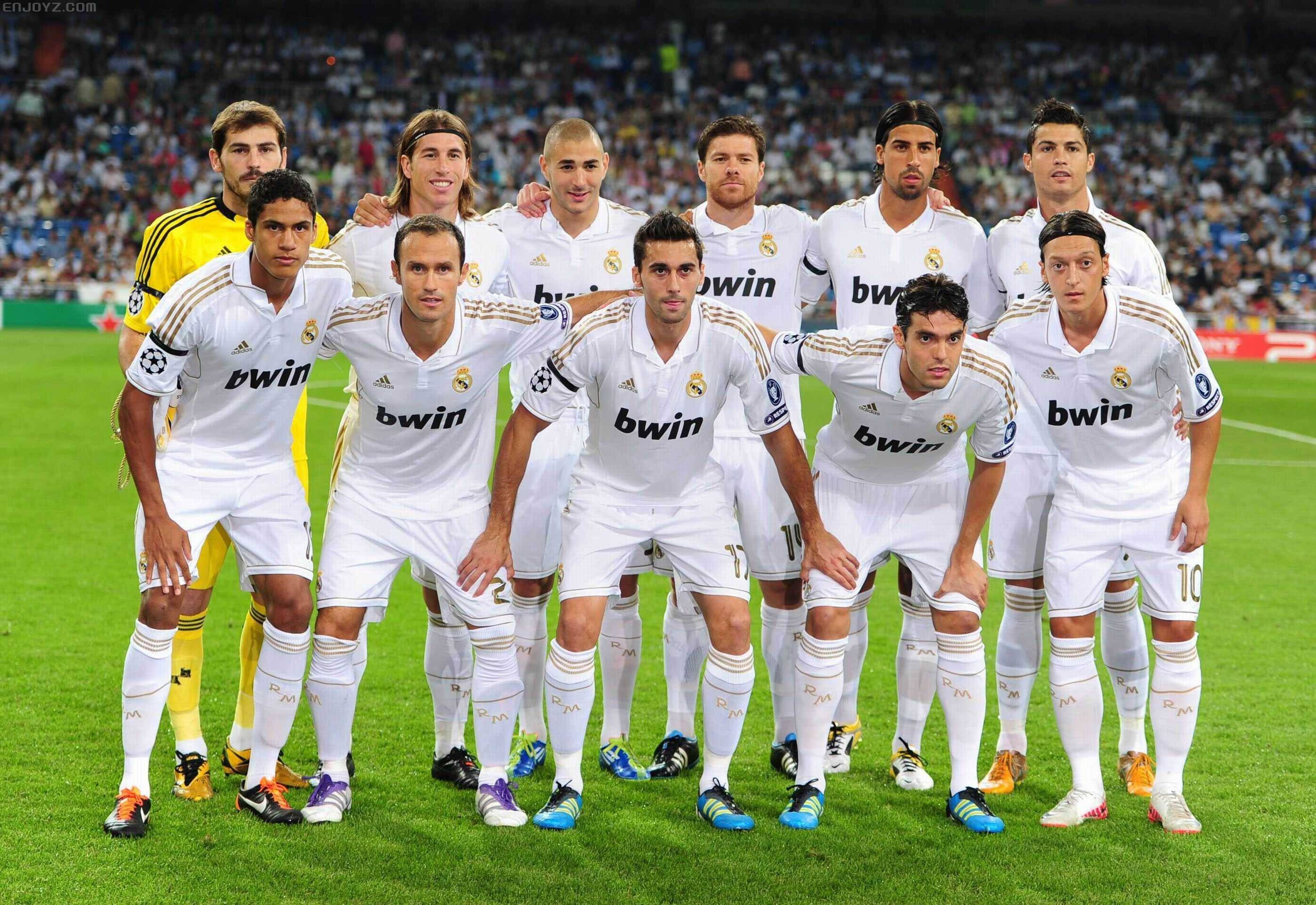 欧冠夺冠赔率：利物浦巴萨领跑 阿森纳第4皇马第5（欧冠冠军赔率榜：利物浦与巴萨领衔，阿森纳第4、皇马第5）