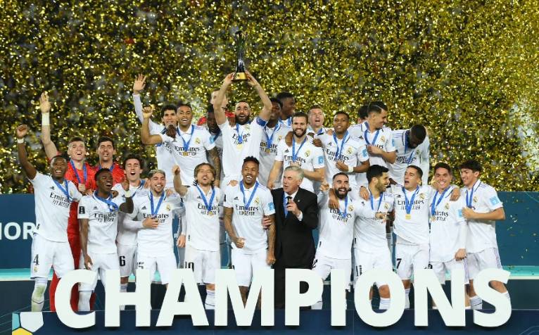 19岁22天，莱比锡边锋迪奥曼德成为德甲历史第二年轻戴帽球员（仅19岁22天，莱比锡边锋迪奥曼德成德甲史上第二年轻帽子戏法球员）