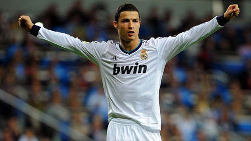 纽卡小将朴昇洙：明天和热刺的友谊赛想和孙兴慜交换球衣（纽卡新星朴昇洙：盼在明日对热刺的热身赛后与孙兴慜互换球衣）