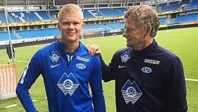 官方：广岛三箭任命前RB莱比锡助教巴托施高卢为球队新帅（官方：前RB莱比锡助教巴托施·高卢出任广岛三箭主帅）