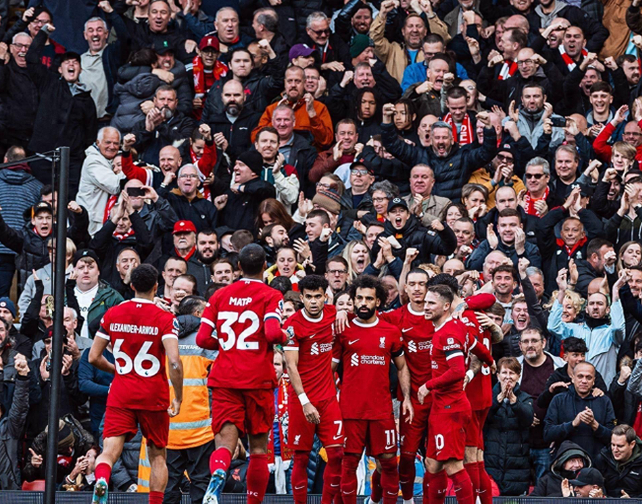 成都金牛公安：蓉城vs河南期间，两名观众做出侮辱性动作被行拘