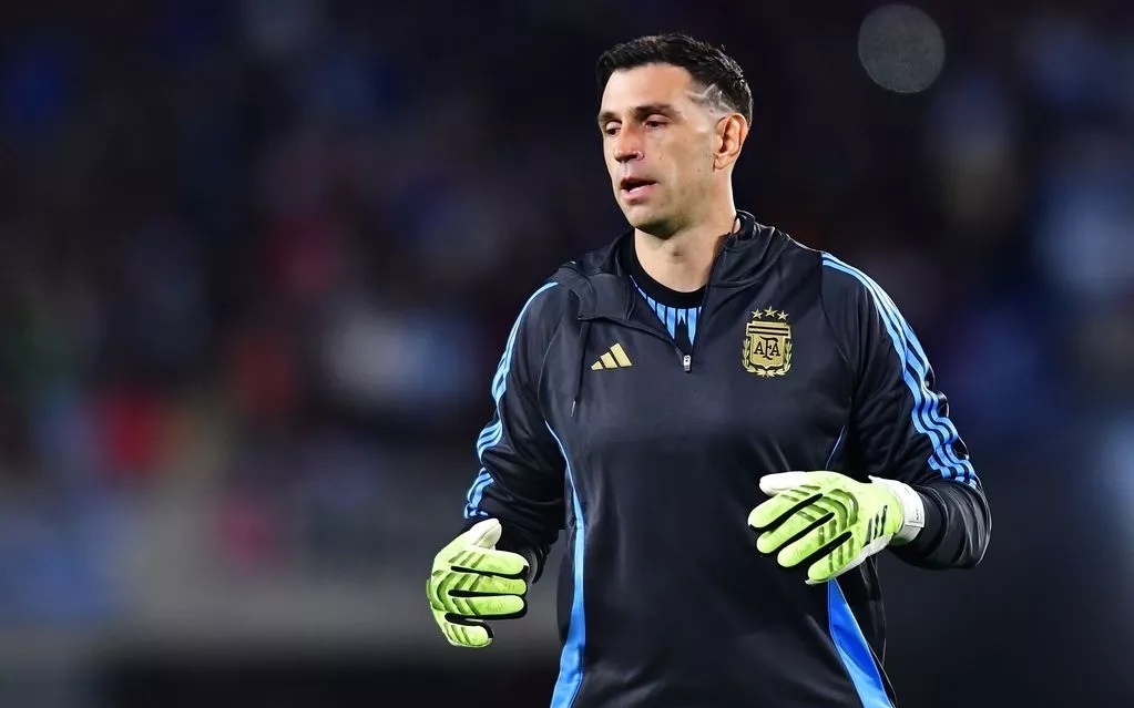 津媒谈邵佳一：土帅对阶段性考核的要求无异议且薪酬好商量（津媒评邵佳一：本土主帅接受阶段性考核，薪酬易协商）