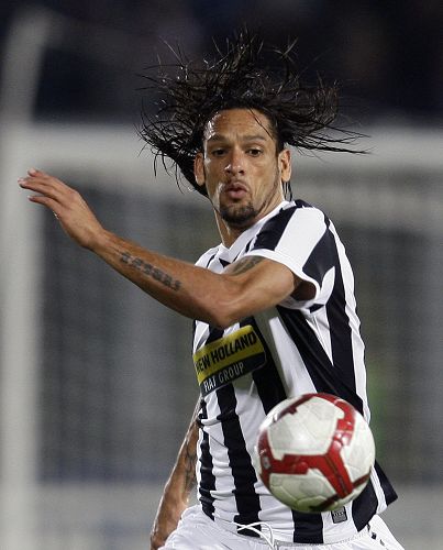 孔帕尼：卫冕有无疑问？1月一切从零开始；乌尔比希很有潜力（孔帕尼：卫冕何来疑虑？一月归零再启程，乌尔比希潜力十足）