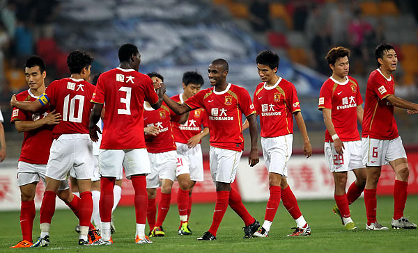 长传、过人成功率100%，卡尔当选柏林联合vs拜仁全场最佳