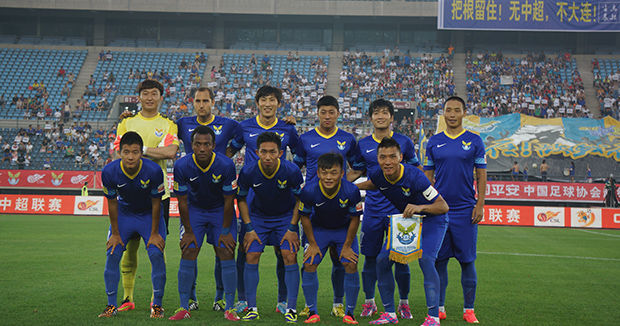 国安主场绝平恒大精彩对决（国安主场压哨扳平恒大，上演精彩大战）