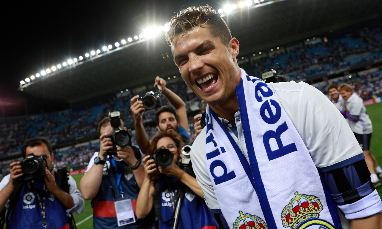 皇马欧冠客战利物浦大名单：阿诺德战旧主，贝林、姆巴佩在列（皇马欧冠客场对阵利物浦名单出炉：阿诺德对阵旧主，贝林厄姆与姆巴佩入选）