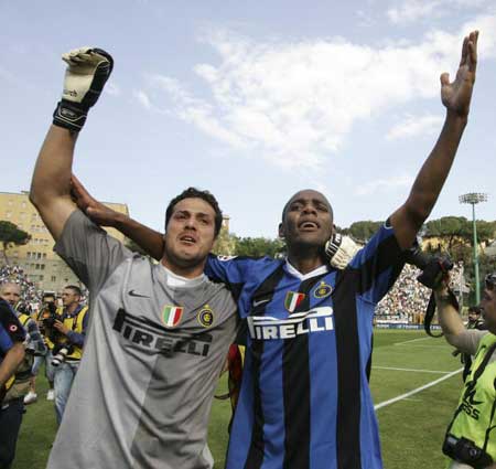 李嗣镕：赛季结束前迎来中超首秀，感谢支持，我们下赛季见（赛季尾声迎中超首秀，李嗣镕致谢支持：下赛季见）