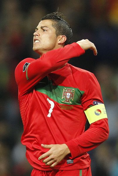 哈里森·巴恩斯成马刺队史最老30+5+5且命中5三分球员（哈里森·巴恩斯成为马刺史上最年长拿下30+5+5且命中5记三分的球员）