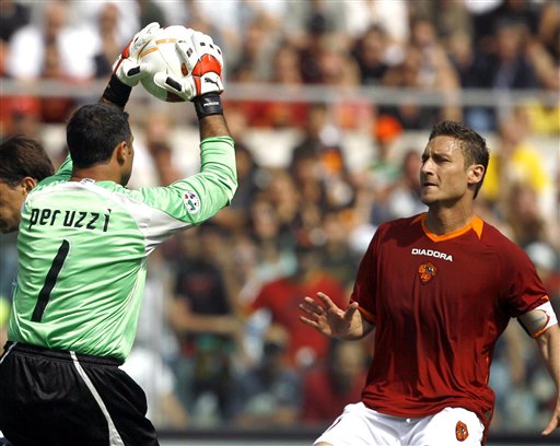 多纳鲁马：没想到能在英超发挥这么好，我很高兴能为瓜帅踢球（多纳鲁马：没料到自己在英超表现如此出色，为瓜迪奥拉效力让我很开心）