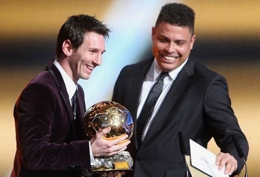 达尼洛同时斩获两座欧冠&解放者杯冠军，为历史首人（达尼洛史上首位包揽欧冠与解放者杯双冠）