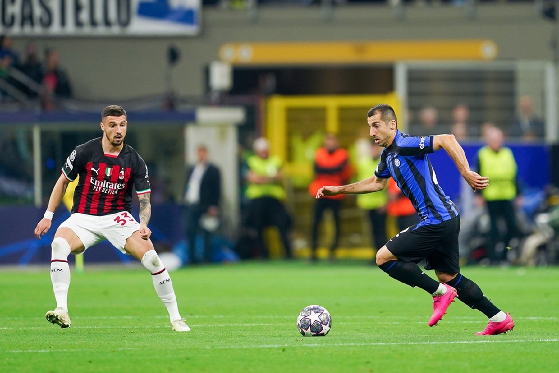 媒体人：青岛西海岸球员徐彬计划留洋，目的地有英国（媒体人称青岛西海岸球员徐彬计划赴海外发展，英国为备选目的地）