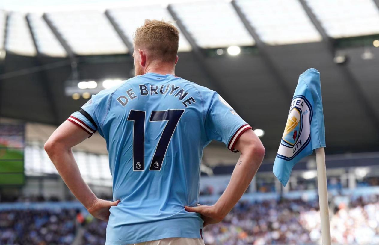 德转列美职联历史全明星11人：梅西领衔，伊布、贝克汉姆在列（德转评选美职联历史最佳阵容：梅西领衔，伊布、贝克汉姆入选）