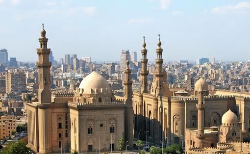 每体：DV9接近与米兰达成协议，巴萨已基本放弃引进前者（每体：DV9接近与米兰敲定加盟，巴萨基本放弃追逐）